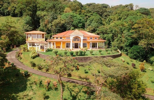Arenal Villa | 2 Luxurious Lakeview Villas. Pool, A/C, Hot Tub, Concierge, Internet, Pura Vida!
