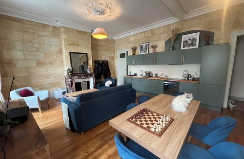 Chartrons Appartement | 2 suites parentales dans appartement ancien rénové