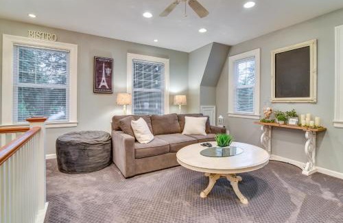 Oak Grove Maison | 2 Mi to Bay Park Charming Milwaukie Getaway
