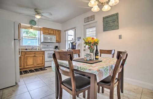Dania Beach Maison | 2 Mi to Boardwalk Home with Grill in Dania Beach!