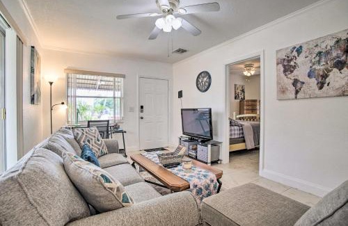 Dania Beach Maison | 2 Mi to Boardwalk Home with Grill in Dania Beach!