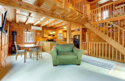 Stoddard Maison | 2 Mi to Boat Ramp Log Cabin in New Hampshire