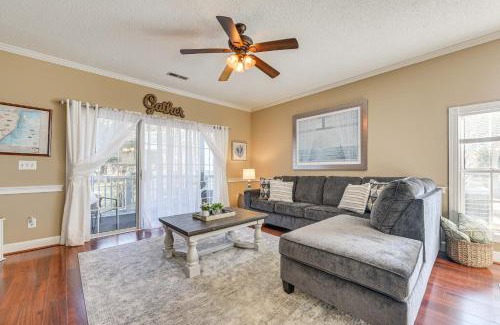 Central Myrtle Beach Appartement | 2 Mi to Broadway at the Beach Condo with Pool!