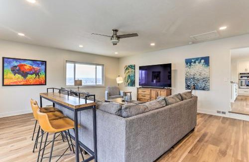 Castle Rock Maison | 2 Mi to Dtwn Castle Rock Home with Furnished Patio