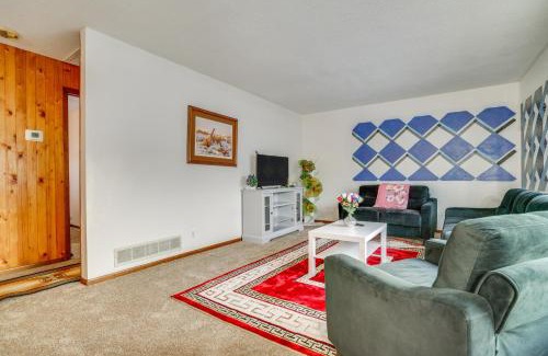 North End Maison | 2 Mi to Dtwn St Paul Home with Private Deck and Yard!
