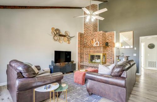 Harrisonburg Maison | 2 Mi to JMU Harrisonburg Home with Gas Grill
