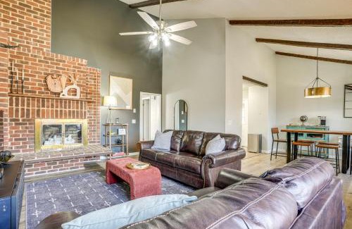 Harrisonburg Maison | 2 Mi to JMU Harrisonburg Home with Gas Grill