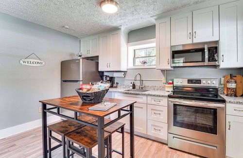 Monterey Cabine | 2 Mi to Main Street: Cabin w/Hot Tub in Monterey!