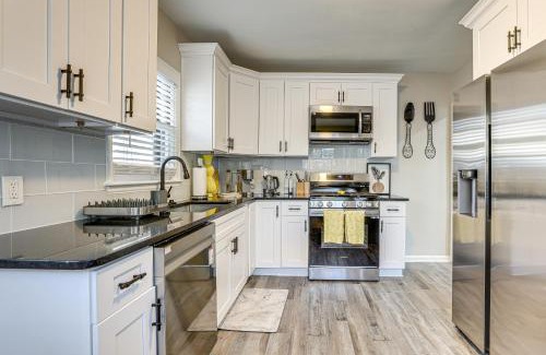 Piedmont Heights Appartement | 2 Mi to Midtown Chic Apartment in Atlanta!