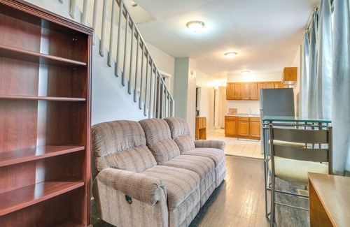 Back of the Yards Maison | 2 Mi to Red Line: Chicago Home Near Sherman Park