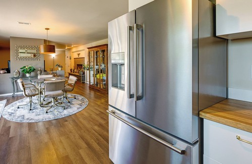 Des Moines Appartement | 2 Mi to Saltwater State Park: Home in Des Moines