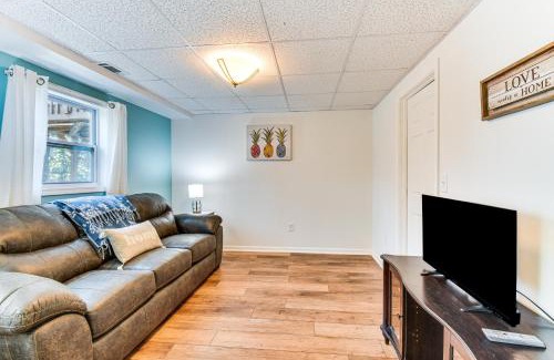 Toccoa Appartement | 2 Mi to Toccoa Falls Cozy Getaway with Fire Pit!