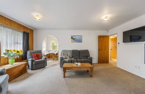 Richmond Heights Maison | 2 Mile Cosy Corner with wifi