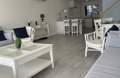 Jolly Harbour Villa | 2 min Walk from Beach Luxury Waterfront Villa South Finger Jolly Harbour