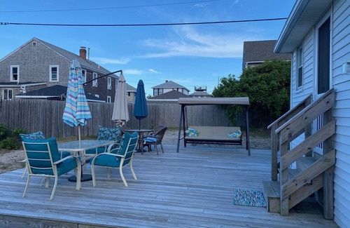 Ocean Bluff-Brant Rock Maison | 2-minute walk to private beach - Sunrise Beach House Marshfield!