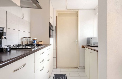 Terneuzen Maison | 2 Minutes From Local Shops & Sea Wall! | Gorgeous Vacation Home in Terneuzen!