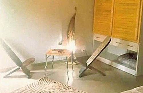 Ziguinchor Lit Et Petit-Déjeuner | 2 chambres d'hôtes pieds dans l'océan, 5 personnes, piscine, fumeurs&animaux OK