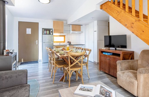 Eppe-Sauvage Maison | 2 pièces 4 CBF Les Cottages de Valjoly by Interhome