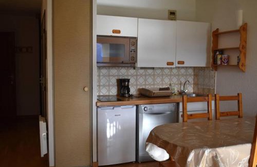 Font-Romeu-Odeillo-Via Appartement | 2 Pièces Cabine avec Balcon et Parking à Font-Romeu - FR-1-580-19