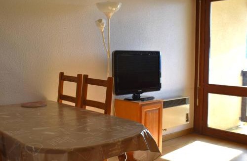 Font-Romeu-Odeillo-Via Appartement | 2 Pièces Cabine avec Balcon et Parking à Font-Romeu - FR-1-580-19