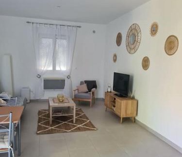Mandelieu-La-Napoule Appartement | 2 pièces rez-de-chaussée Mandelieu