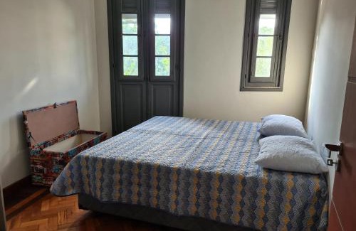 Tijuca Appartement | 2 Quartos com Terraço e Vista para o Maciço da Tijuca - 5min Estação do Metrô - Wi-Fi 75Mbps - Ar Split nos Quartos - Cozinha Completa