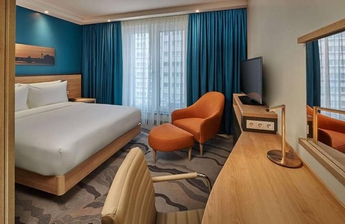 Mitte Hôtel | 2 Queen Rooms Near Berlin Wall Memorial & Famous Alexanderplatz | Free Breakfast