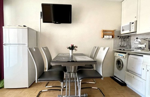 La Cote Radieuse Appartement | Appartement 2 pièces avec parking, WIFI, et climatisation
