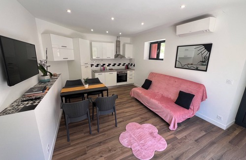 La Trinite Appartement | 2-room apartment - jacuzzi & terrace