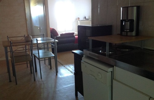 Falicon Appartement | location appartement 2 pièces au dernier étage d'une villa
