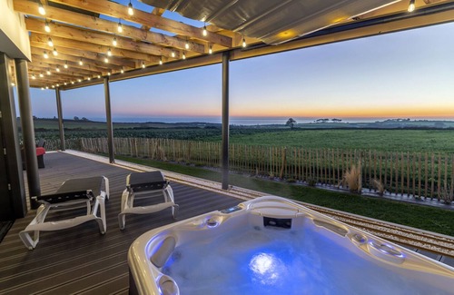 Plougonvelin Maison | 2 maisons bord littoral, 2 spa, propriété clos, luxe, Finistère