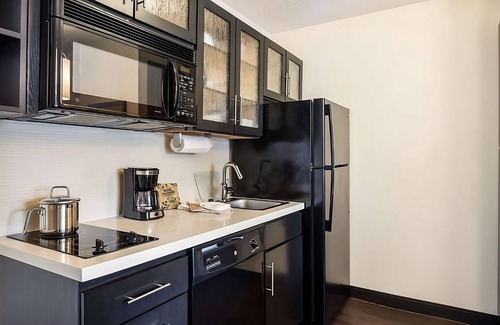 Morris Plains Hôtel | 2 Spacious 1BR Suites Perfect for Families Visiting NYC - Pets welcome