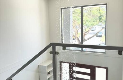 Sunnybank Maison | 2 spacious rooms with shared bathroom in Modern Sunnybank Home