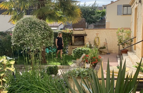 Bergerac Maison | Maison spacieuse et lumineuse avec jardin en hyper-centre de Bergerac. Parking