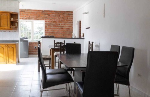 Guarne Maison | 2-story country farm in Guarne