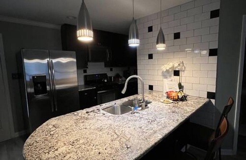 Northeast Raleigh Maison | 2-Story Townhouse with King Size Bed off Capital Blvd