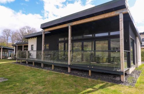 Aberfeldy Maison | 2 Strathtay Lodges