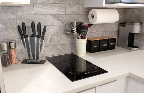 Plateau Mont Royal Appartement | #2 - Studio/Plateau/St-Denis/SelfCheck-In/AC/TV