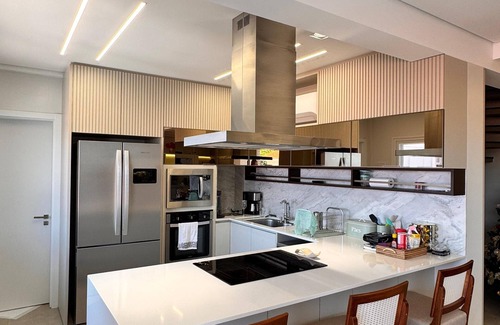 Centro Location De VR | 2 suites with 43" TV, air conditioning, electric blinds, furniture and high standard bed