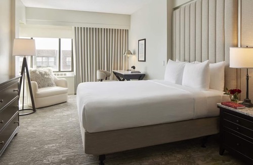 Capitol Hill Hôtel | 2-Unit Spacious Retreat Near US Capitol | Ideal for History Lovers & Sightseeing