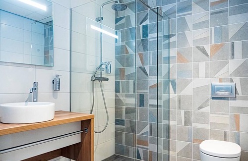 Scheveningen Badplaats Hôtel | 2 units in Prime location near city center, Seaside Pier and local sites