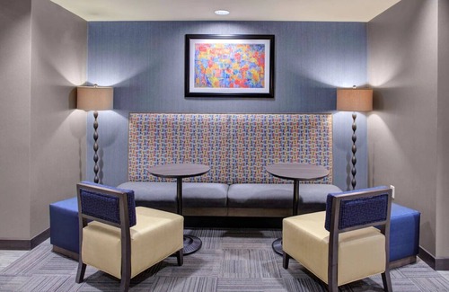 Columbus Hôtel | 2 Units with Saltwater Pool | Free Breakfast | EV Charging | Near Casino
