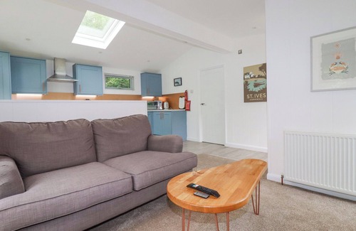 Looe Cottage | 2 Valley View, LANREATH