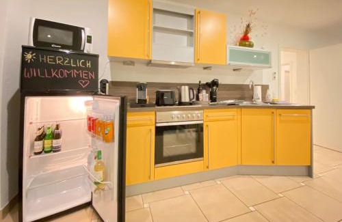 Gaertringen Appartement | 2 Zimmer Apartment, 70 qm, max 4 Pers, private Terasse, 2 Parkplätze, Internet 250 MBit