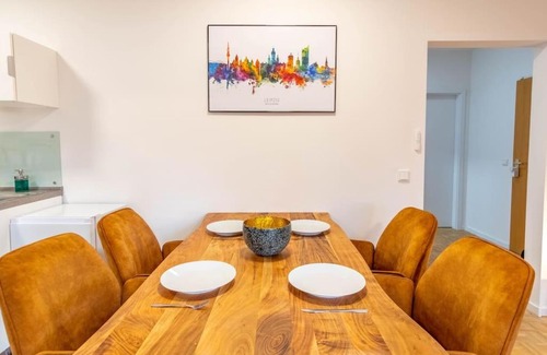 Ost Appartement | 2 Zimmer Appartement 63qm Nähe Paunsdorf Center