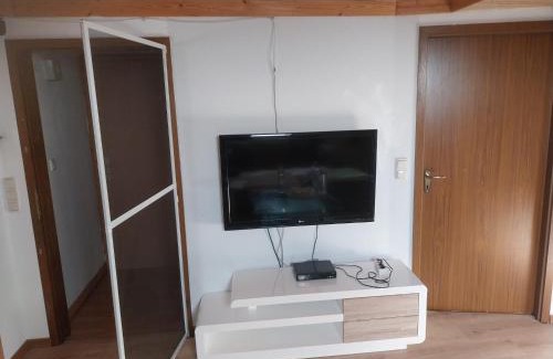 Crumstadt Appartement | 2 Zimmer Monteur- und Ferienwohnung mit kleinen Wintergarten