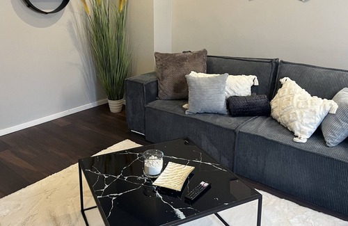 Altstadt Appartement | 2 Zimmer Wohnung HU Innenstadt