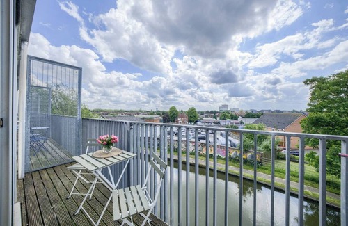 Coventry Maison | 20 Cable Yard - Stylish, modern house, Coventry