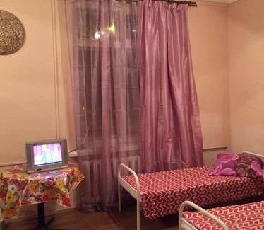 Kirovskiy Auberge | 20 m² Auberge de jeunesse ∙ 3 personnes