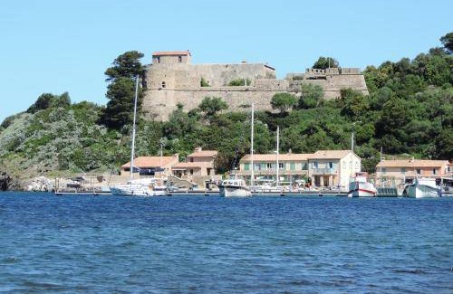 Port-Cros Hôtel | 20 m² Hôtel ∙ 5 personnes